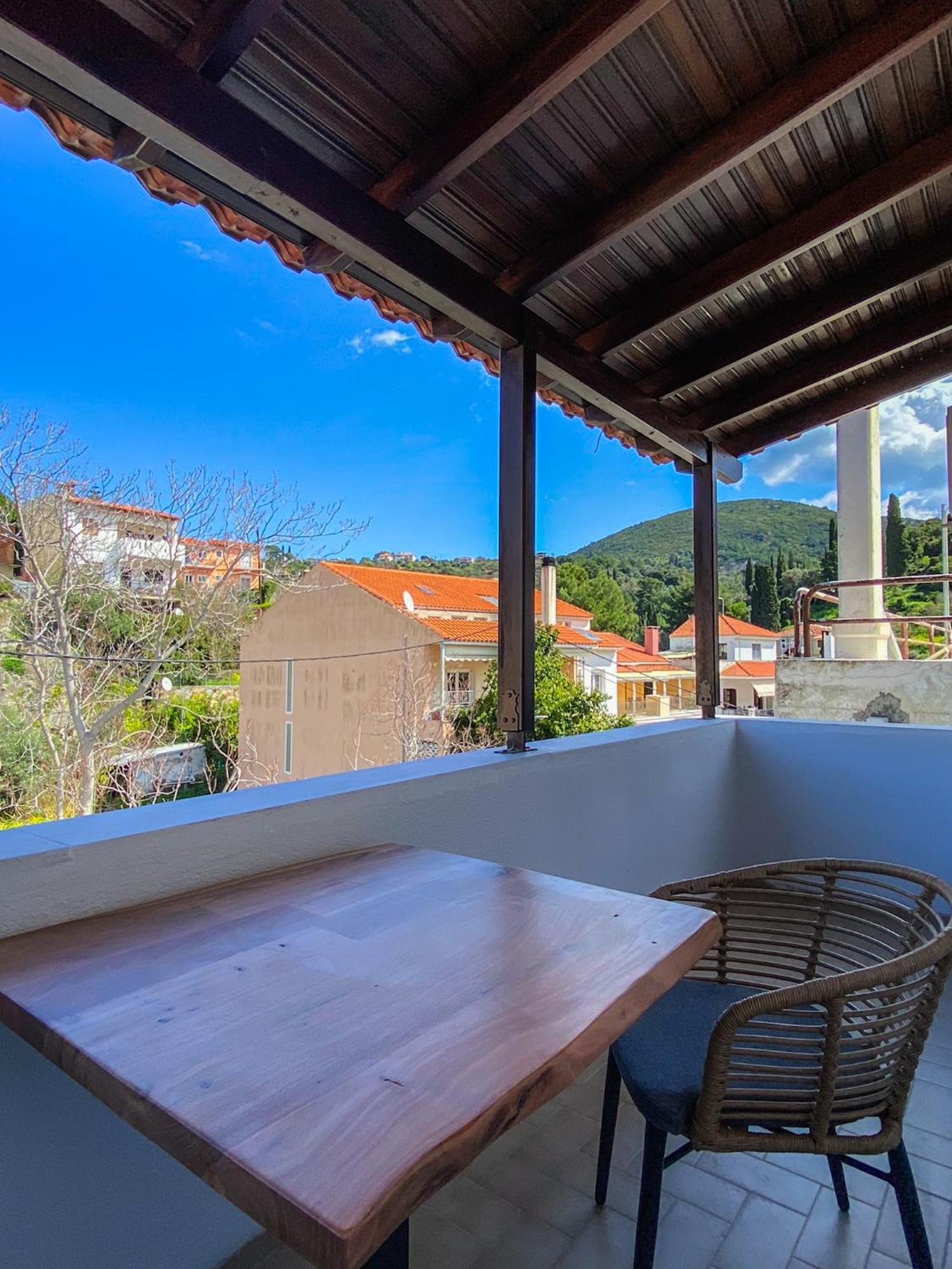 Apellou Apartments Samos Town Extérieur photo