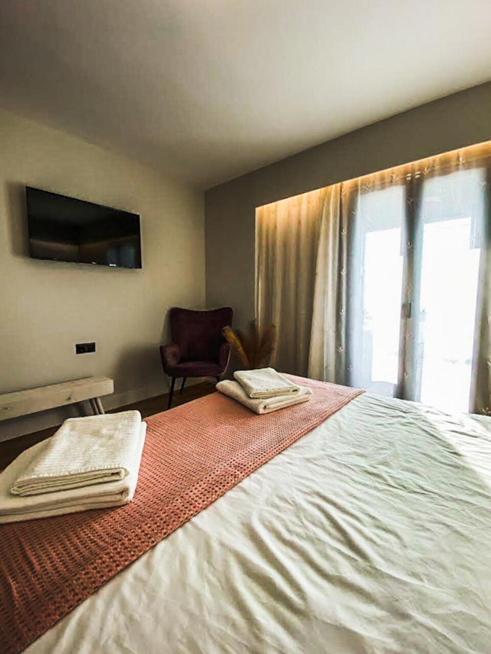 Apellou Apartments Samos Town Extérieur photo