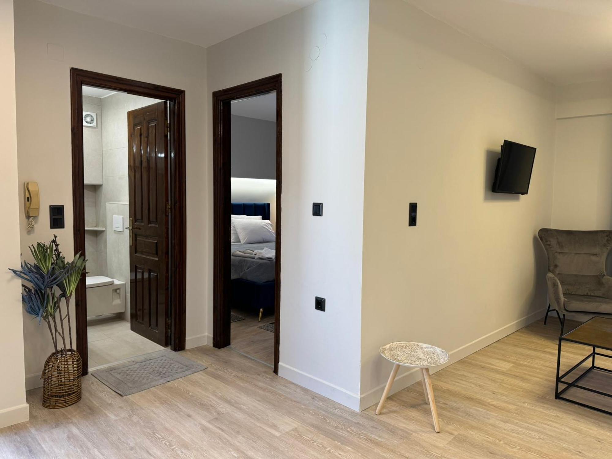 Apellou Apartments Samos Town Extérieur photo